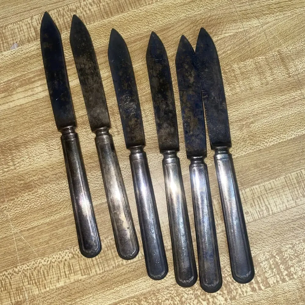 Set Of 6 Dinner Knives Rogers Vintage Silverplate Flatware Serrated Edge